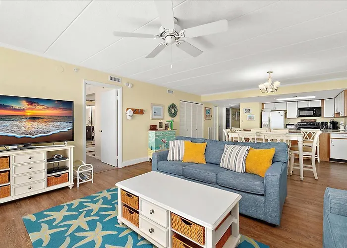 Stunning Direct Ocean Front 3 Bedroom With Outdoor Pool! Holiday home