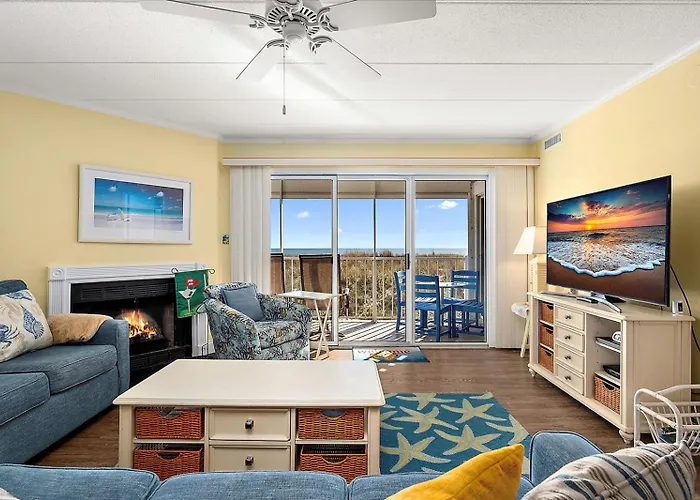 Stunning Direct Ocean Front 3 Bedroom With Outdoor Pool! Holiday home *