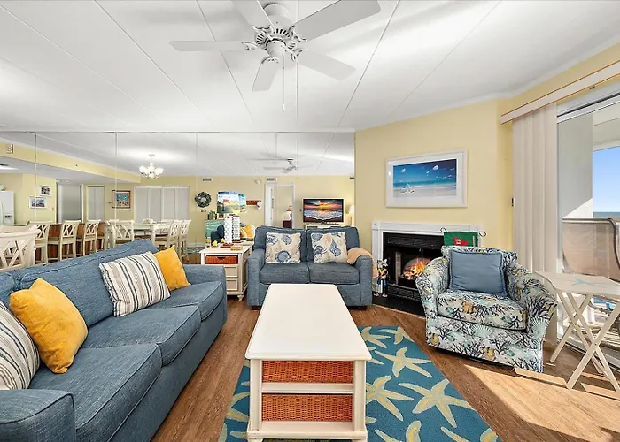 Holiday home Stunning Direct Ocean Front 3 Bedroom With Outdoor Pool! Ocean City