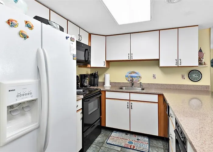Stunning Direct Ocean Front 3 Bedroom With Outdoor Pool! * Ocean City