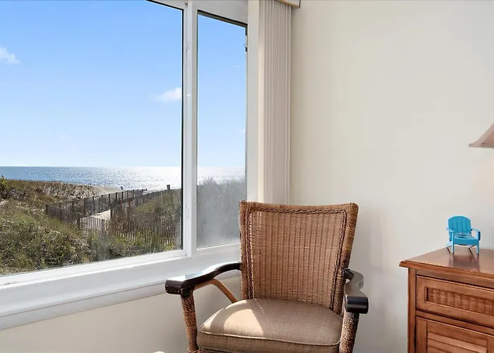 Stunning Direct Ocean Front 3 Bedroom With Outdoor Pool! Ocean City